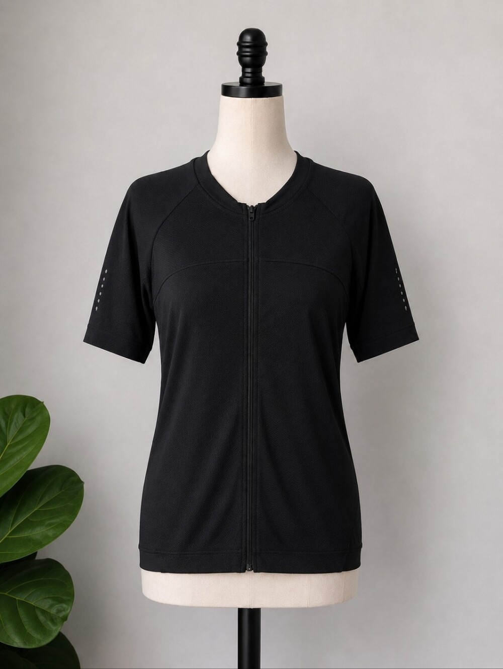 Lululemon City To Summit Cycling Jersey Black